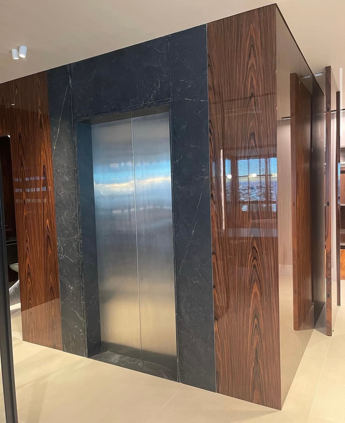 Requadro de elevador